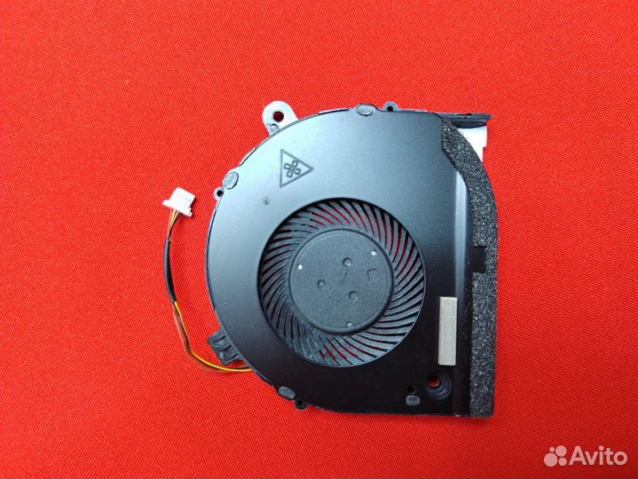 077501 Вентилятор (кулер) для ноутбука Dell G3 G3
