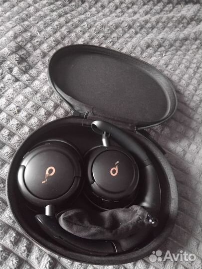 Наушники Soundcore Life Q30