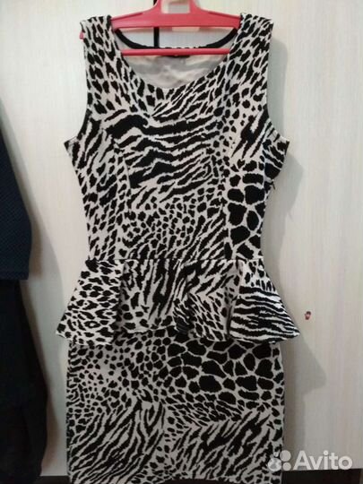 Платье женское