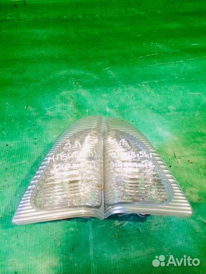 Фары заднего хода Mitsubishi Diamante