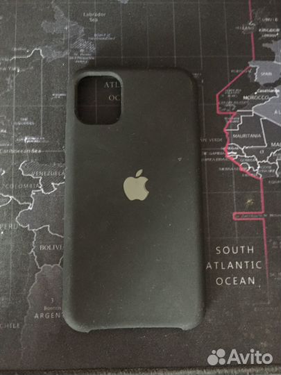 Чехол на iPhone 11