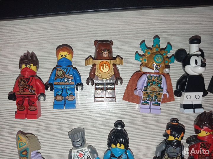 Lego минифигурки