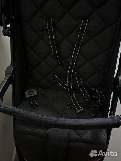 Прогулочная коляска carrello bravo GRL-8512