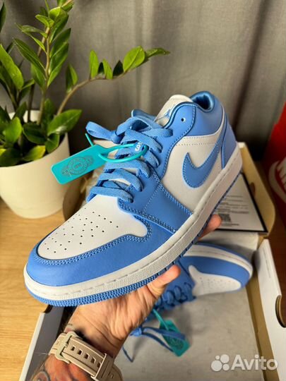 Nike Air Jordan 1 Low carolina blue EU43