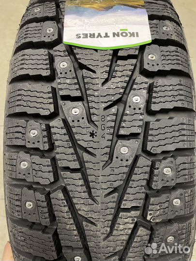 Ikon Tyres Character Ice 7 SUV 215/50 R17 95T