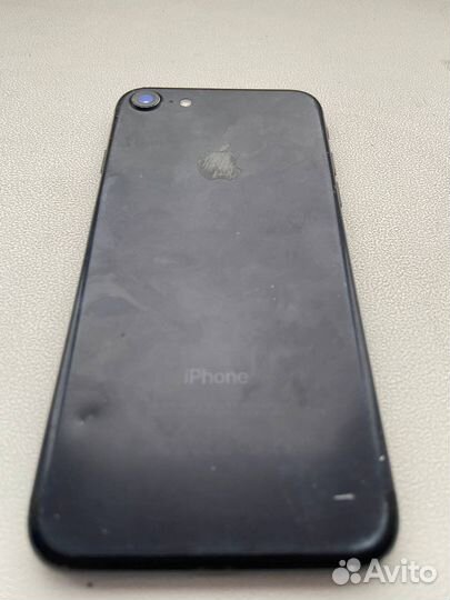 Телефон iPhone 7 32gb
