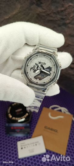 Часы скелетон