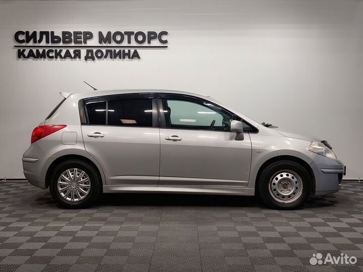 Nissan Tiida 1.6 AT, 2013, 175 200 км