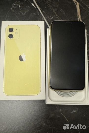 iPhone 11, 64 ГБ