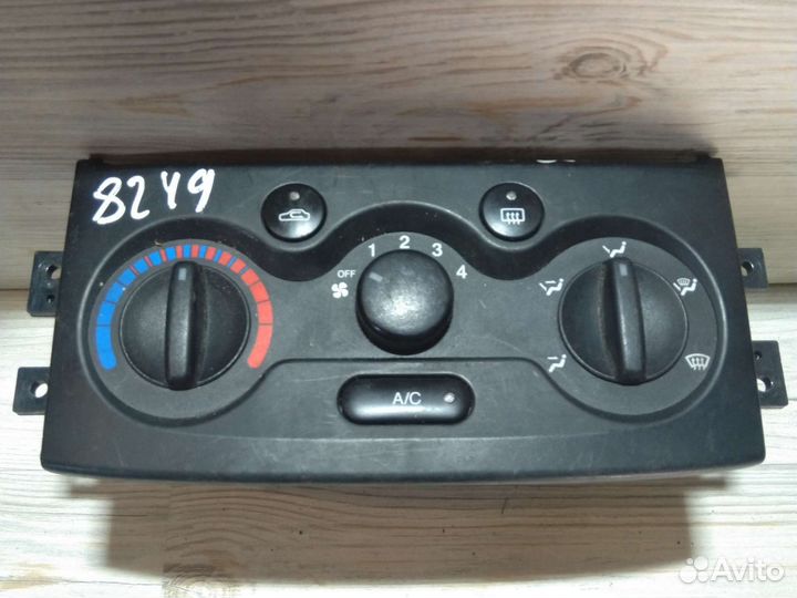 Блок управления печкой Шевроле Авео Т200