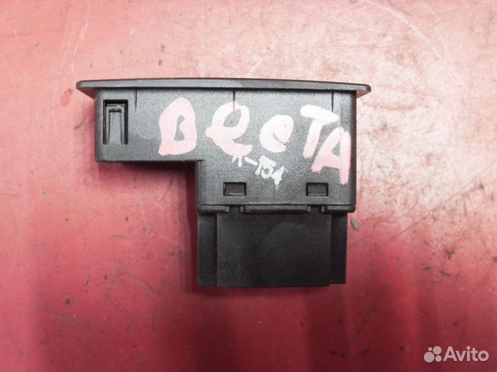 Кнопка стеклоподъемника 8450006925 LADA Vesta 2181