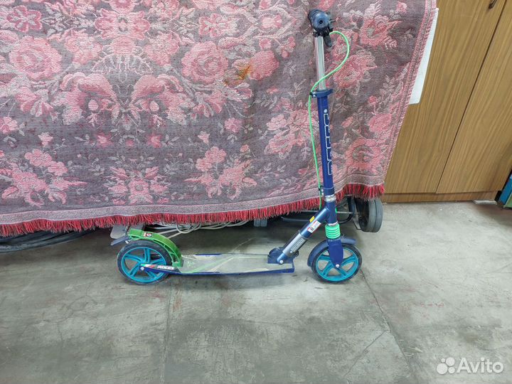 Самокат Roces