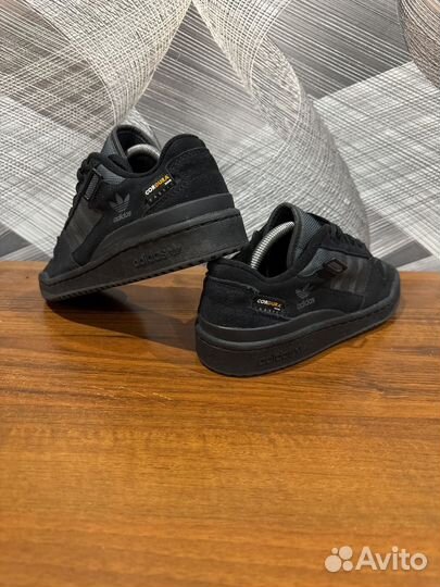 Кроссовки Adidas forum размер 37