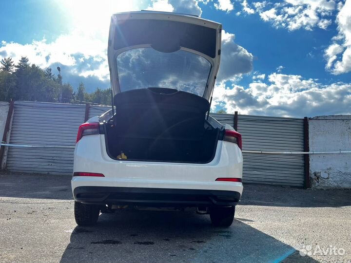 Автомобиль на запчасти Skoda Rapid