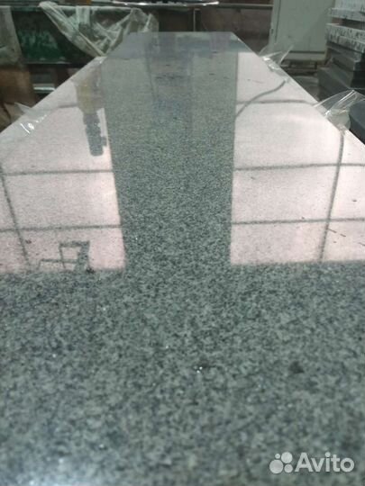 Серый гранит цветок урала