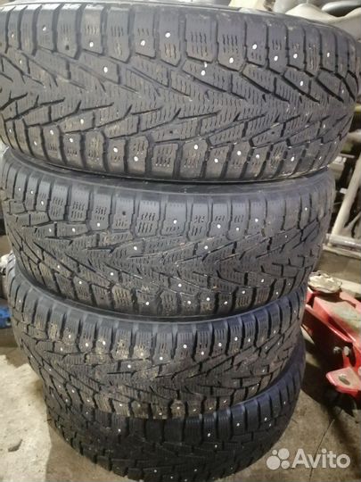 Nokian Tyres Hakkapeliitta 7 SUV 235/65 R17 108T