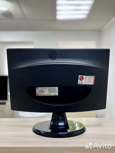 Монитор LG 19 дюймов / С гарантией