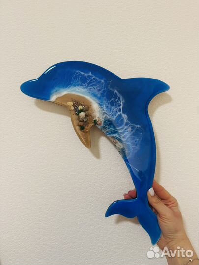 Дельфин из эпоксидной смолы