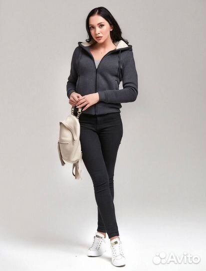 Новая трендовая толстовка куртка с мехом внутри
