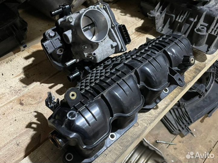 Коллектор впускной Toyota Prius ZVW30 2ZR-FXE