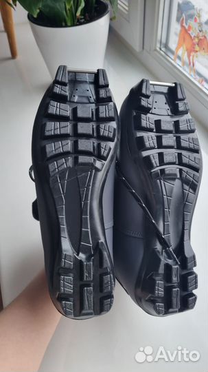 Новые Лыжные ботинки inovik decalton 40