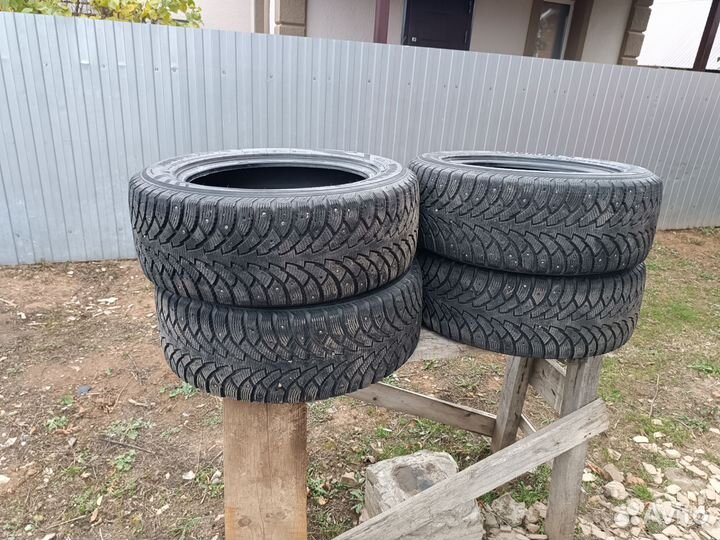 Nokian Tyres Nordman 4 235/55 R17