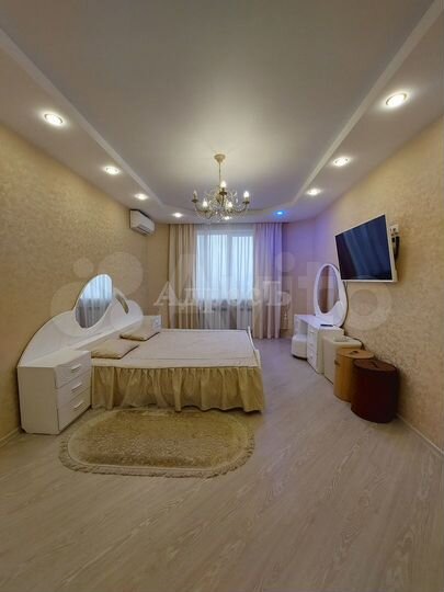 1-к. квартира, 53 м², 17/25 эт.