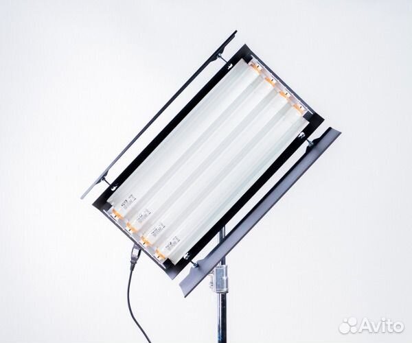 Видеосвет RDL600F - Kinoflo 2ft