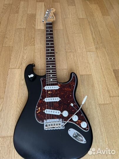 Fender stratocaster standard 2011 USA