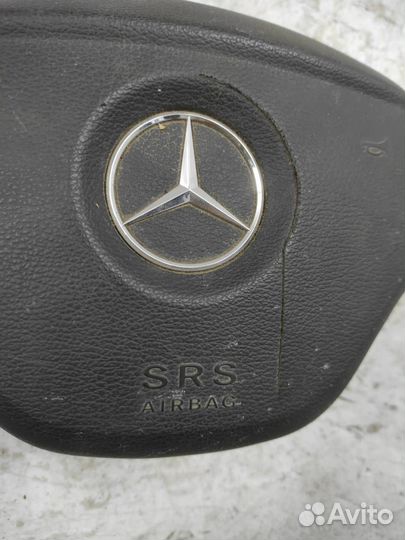 Подушка безопасности водителя Mercedes-Benz