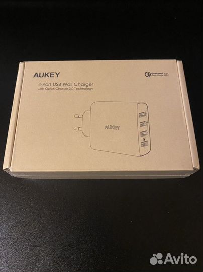 Зарядное устройство Aukey pa-t18 для 4 девайсов