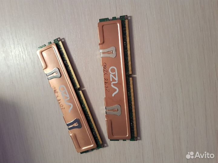 Память DDR-2 samsung M378T5663DZ3-CF7 2х2Gb