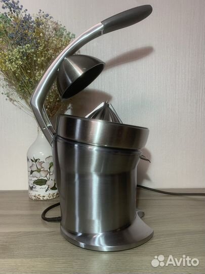 Продам соковыжималку bork z800