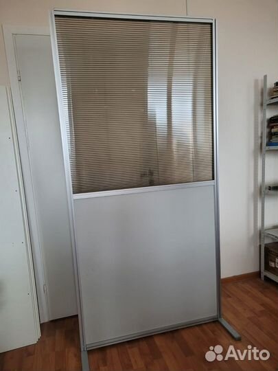 Офисные мобильные перегородки