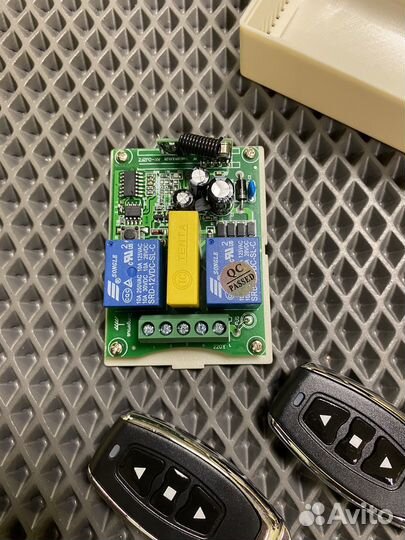 Пульт дистанционный уневерсальный 220В