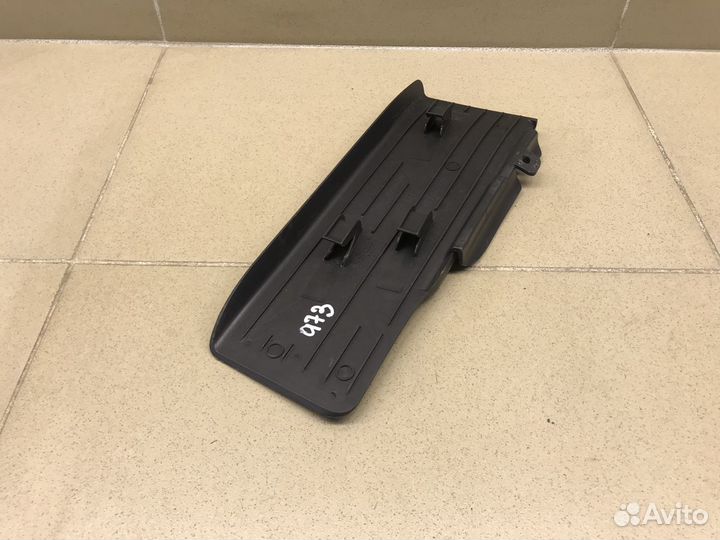 Накладка (кузов внутри) Golf V Plus 2005-2014