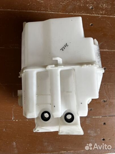 Бачок омывателя Infiniti Qx50 289105NS0A J55