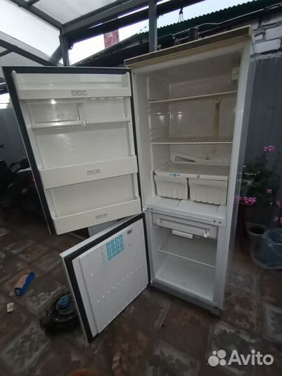 Холодильник бу стинол