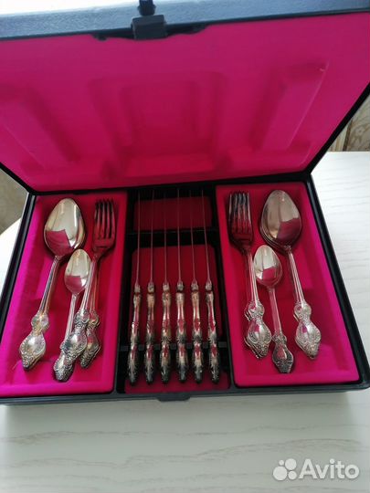 Набор столовых приборов из мельхиора 24 предмета