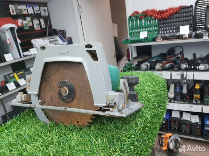 Циркулярная пила Sturm CS50200(пр103)