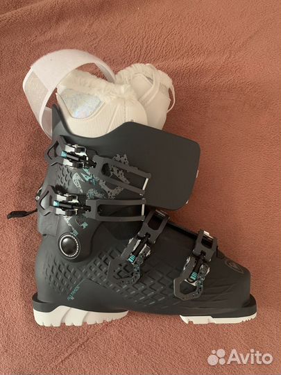 Горнолыжные ботинки rossignol