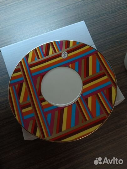 Чашка с блюдцем от Валентина Юдашкина