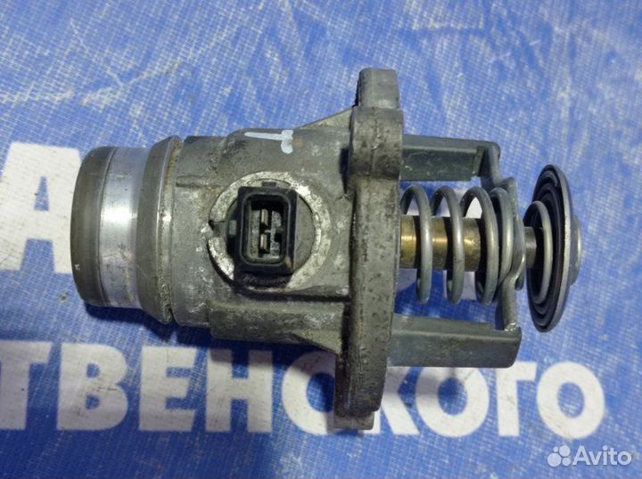 Термостат Bmw E60 седан N52B25 2007