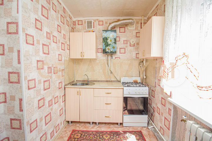 2-к. квартира, 43 м², 1/2 эт.