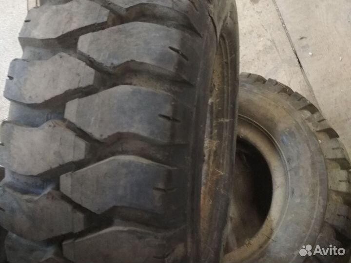Шиня для погрузчика