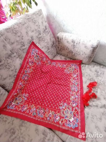 Народный костюм