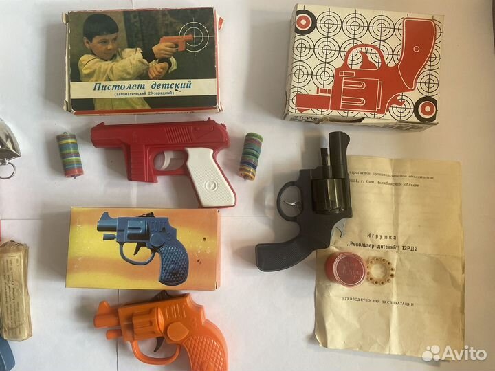 Детские, 6 шт пистолеты,в родных коробках. СССР