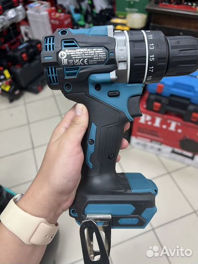 Шуруповерт Makita hp002g 40V