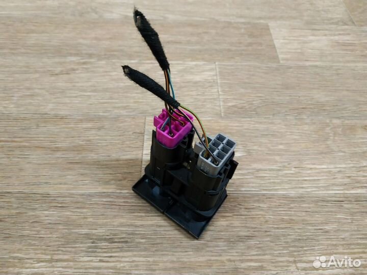 Кнопка аварийной сигнализации Ford Mondeo 3 дорест