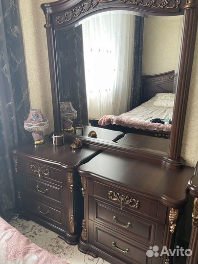 Спальный гарнитур бу